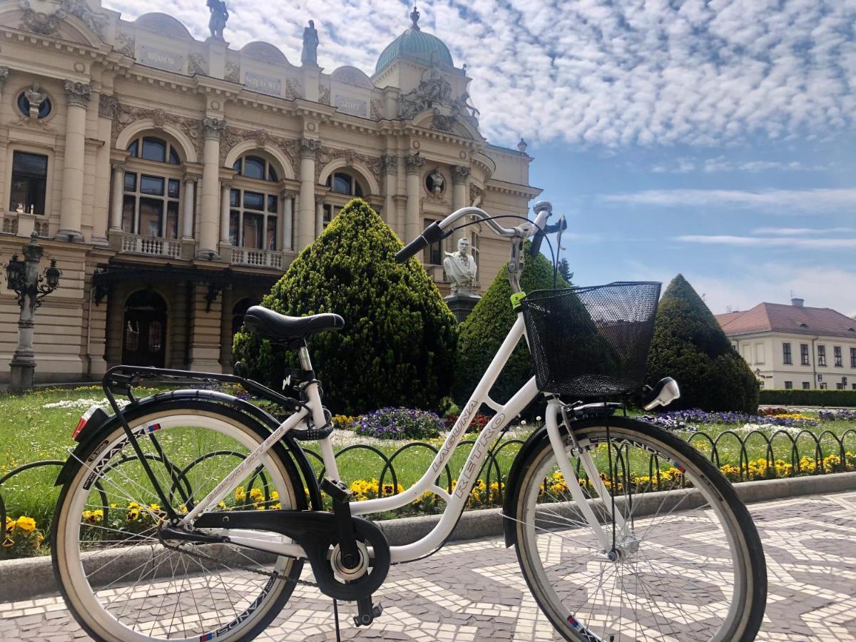Jacuzzi & Bike Apartment, Krakow Exterior photo