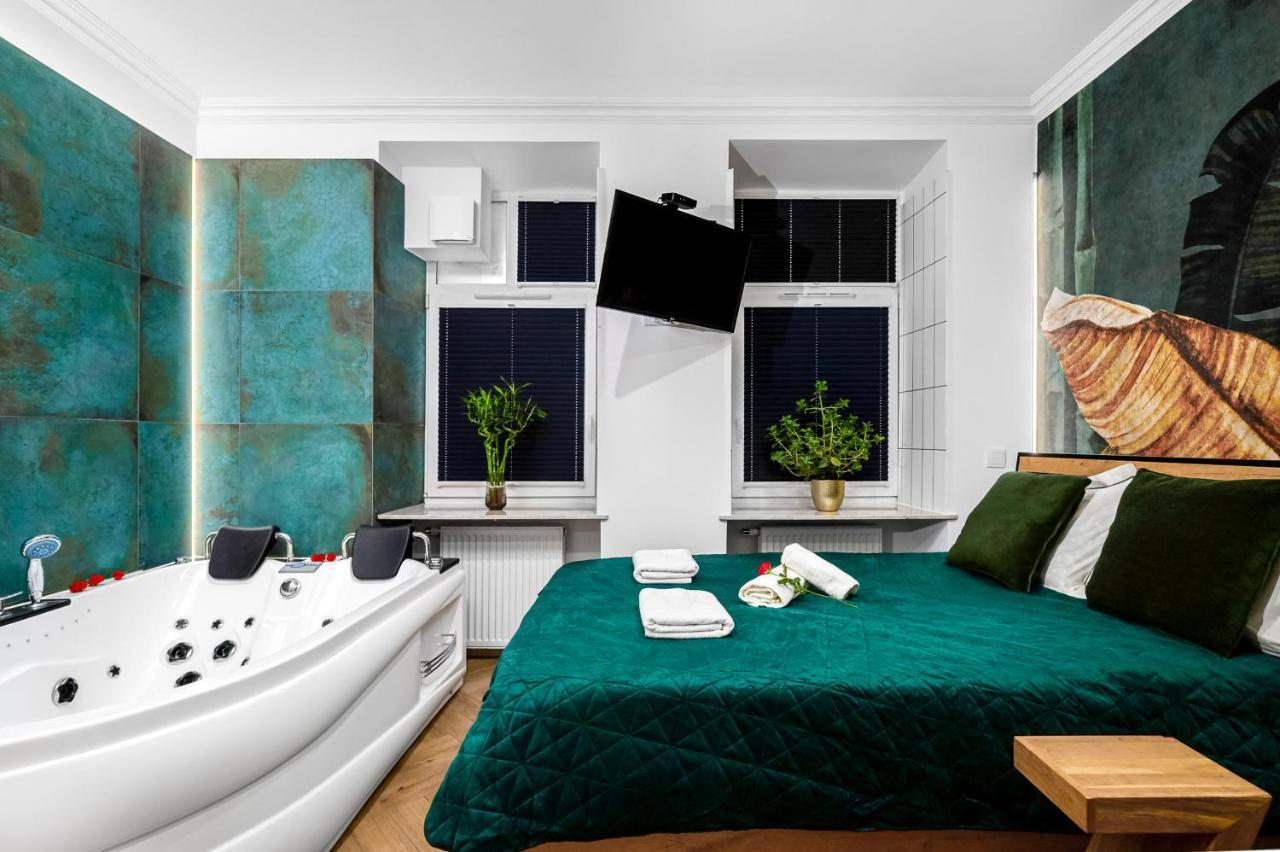 Jacuzzi & Bike Apartment, Krakow Exterior photo