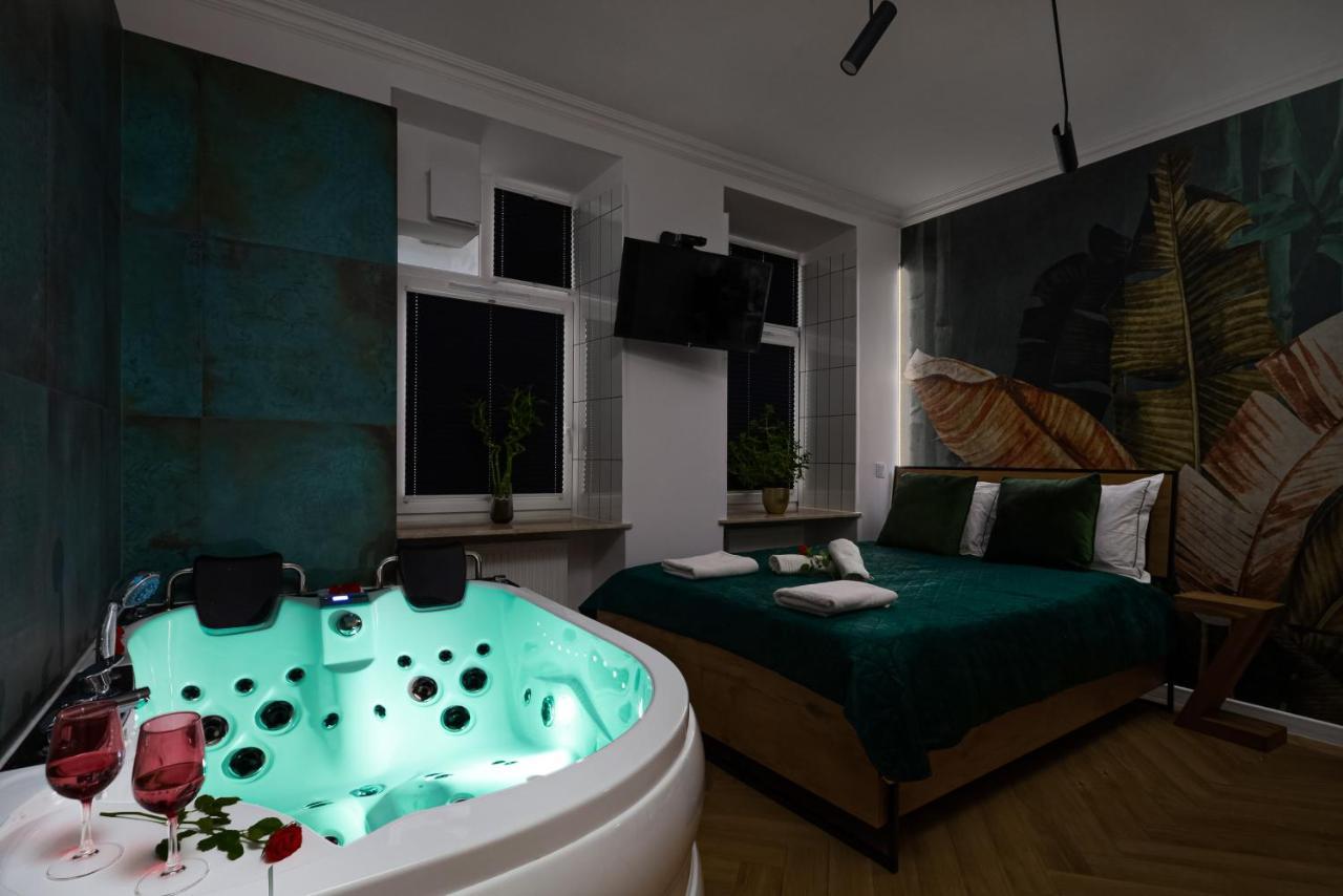 Jacuzzi & Bike Apartment, Krakow Exterior photo
